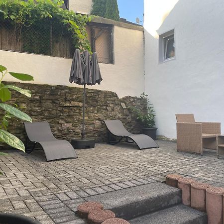 Ferienwohnung Kleinod Sayn Bendorf Luaran gambar