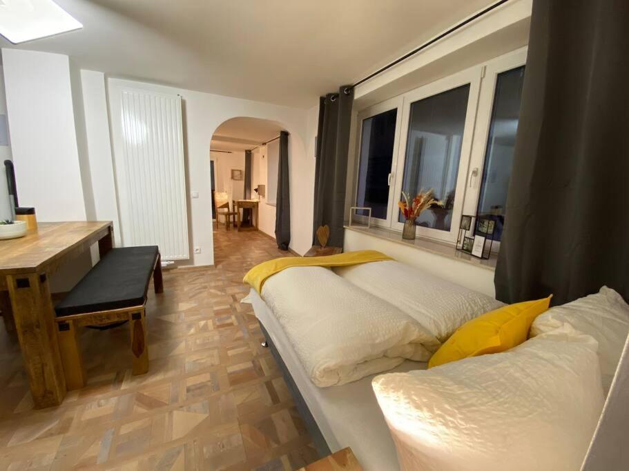 Ferienwohnung Kleinod Sayn Bendorf Luaran gambar